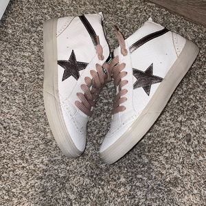 ShuShop Midrise Star Sneakers